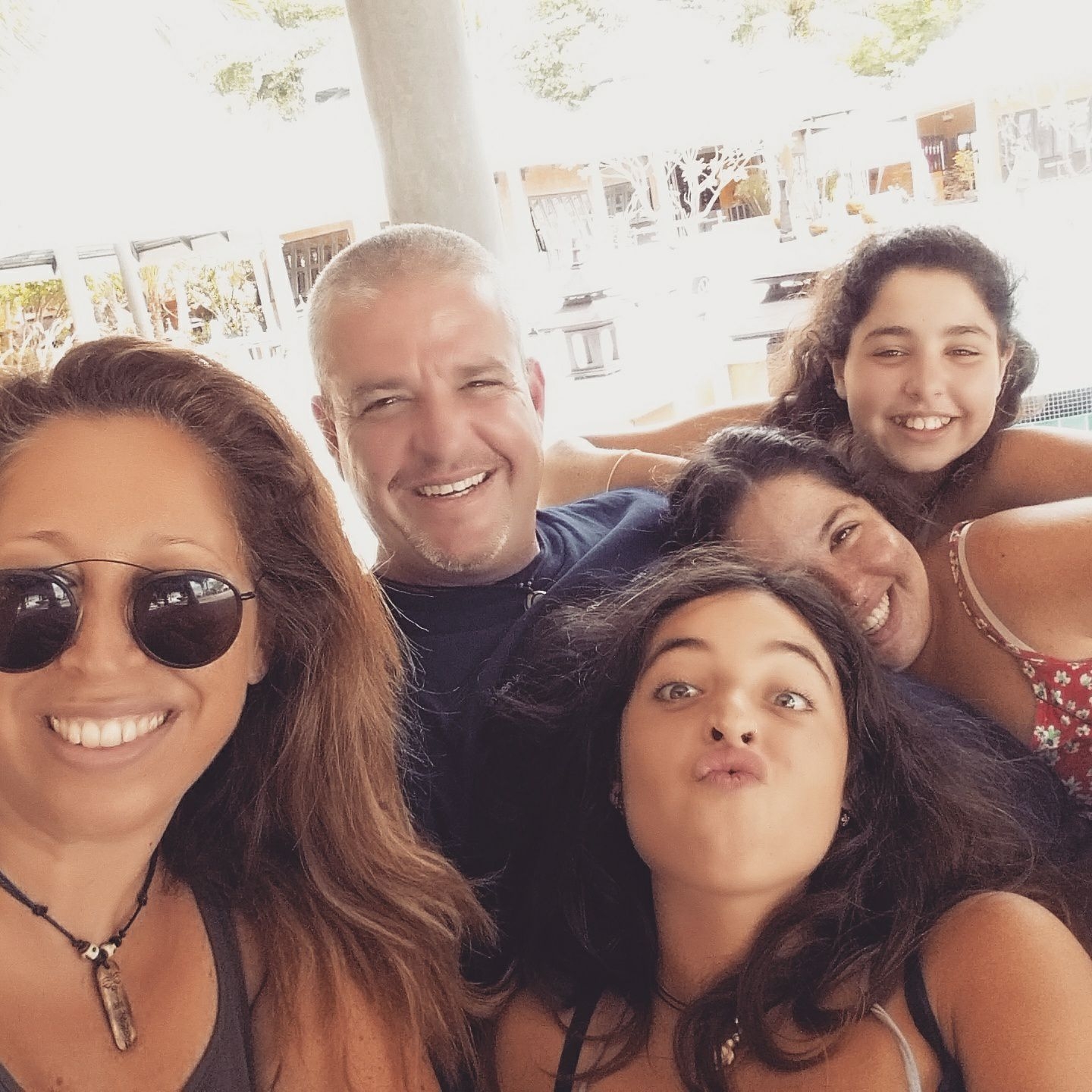 המשפחה הפמיניסטית של הפמיניסטית הרעילה מיכל שקד עורכת דין לנשים בגירושין