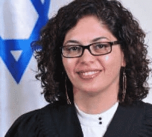 אביבית-נחמיאס-זונה-פמיניסטית