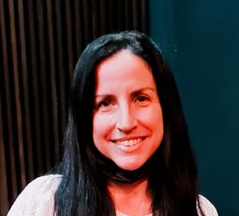 שירה אמיתי רייניץ בהמת מגדר עוס שונאת גברים קלינית