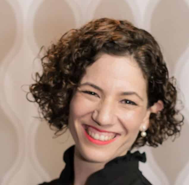 מירב גבע מצצה הרבה זין לקבל קידום בפרקליטות