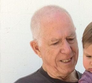 יהודה גרניט היה שופט משפחה ועובדת סוציאלית תבעה אותו בבית משפט למשפחה עבור דמי פילגש