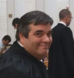 אריה פטר פרקליט מדינה עם אוריינציה סובייטית של הק.ג.ב.