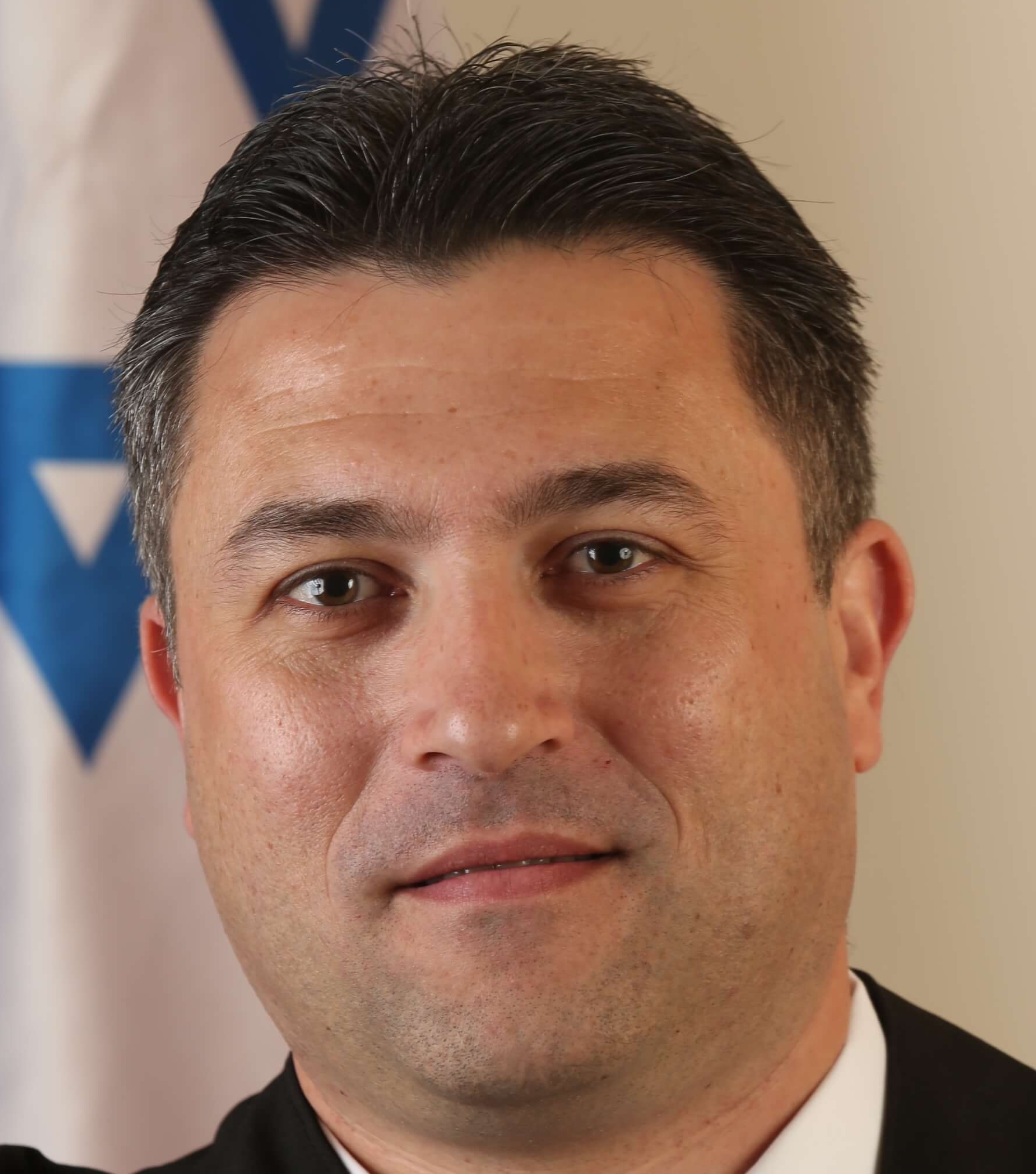 אלכס אחטר שפיטה לפי קומבינות ופרוטקציות