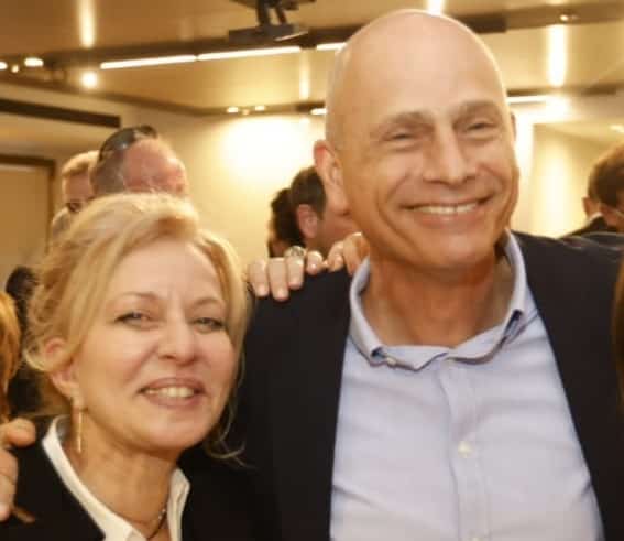 איתן אורנשטיין ואיריס עבודי לושי מצצה לו והיא חיבב אותה