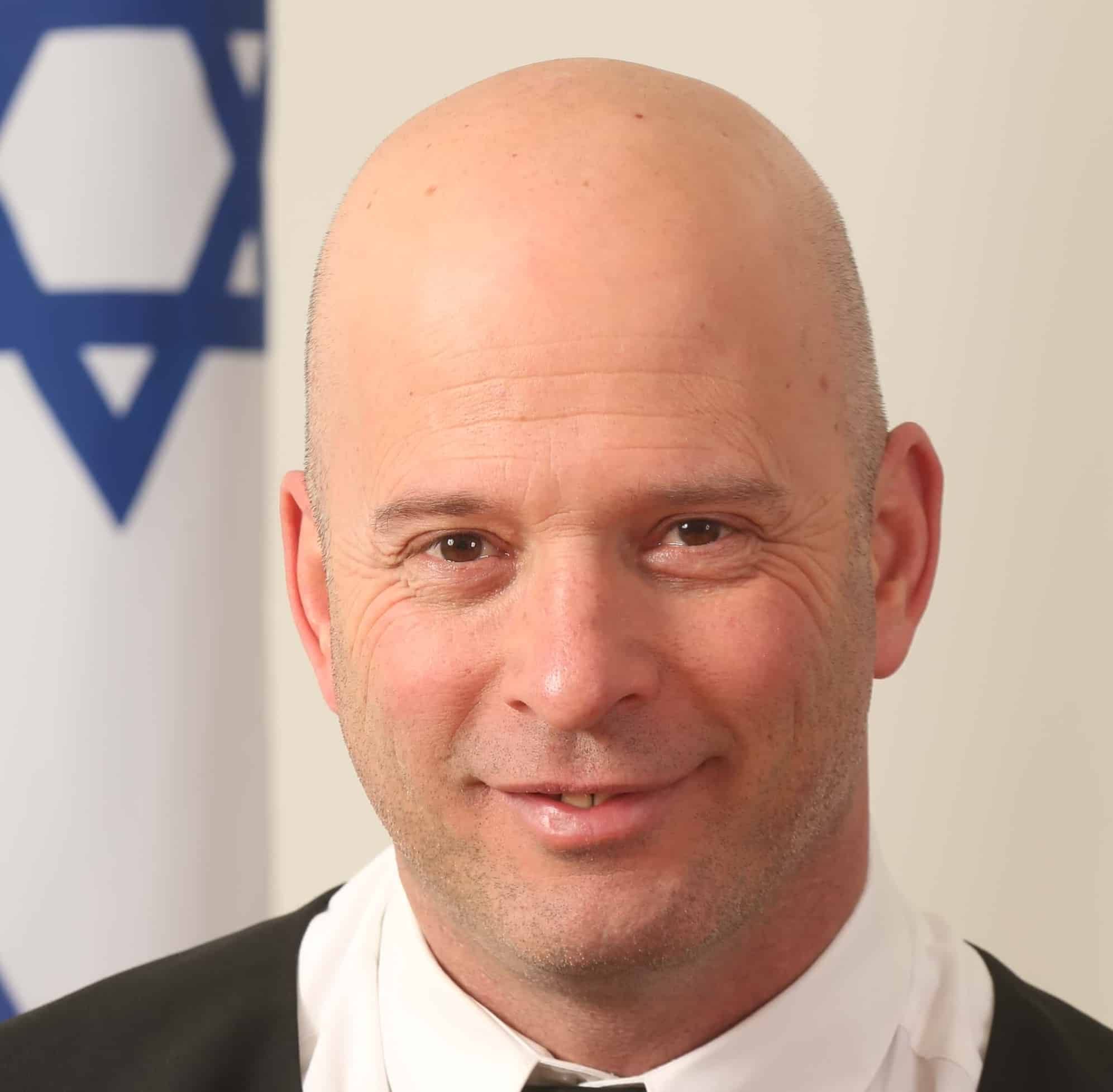 אריאל ברגנר שופט סובייטי קוקסי בעד אלימות משטרתית ונגד זכויות אדם