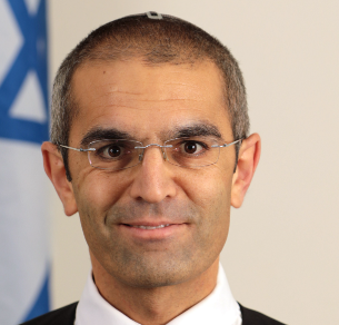 ירון גולן סידר תשלומים לחתימה על חסיונות נגד ביבי