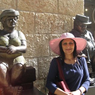 פנינה ברנס זונת רווחה פשיסטית