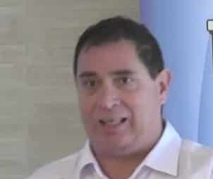 רפי ארניה הרביץ לילדיו וסרסר בישבן של אשתו