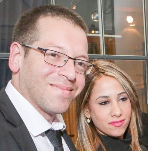 אייל בסרגליק הסתום עם כרמית שחיבר ניסה להשכיב אותה