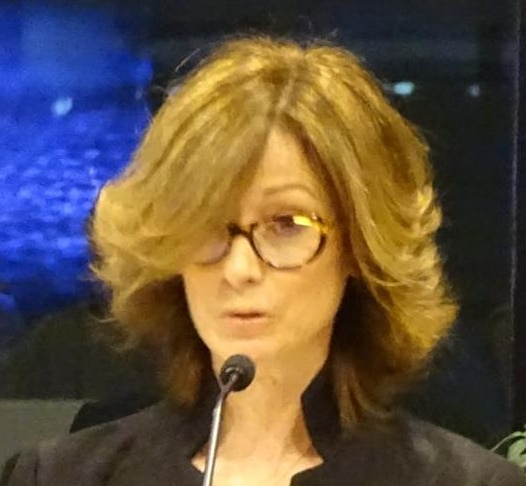 שירלי אנגלרד בהמת מגדר פמיניסטית נגד נישואין אזרחיים בישראל