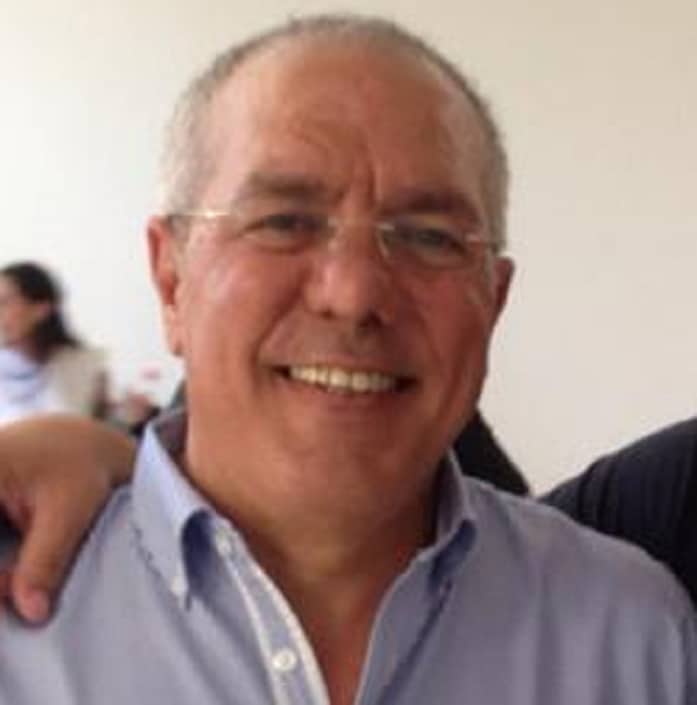 יוני הללי עיתונאי זבל חרטטן שקרן ומגעיל שופר של המשטרה