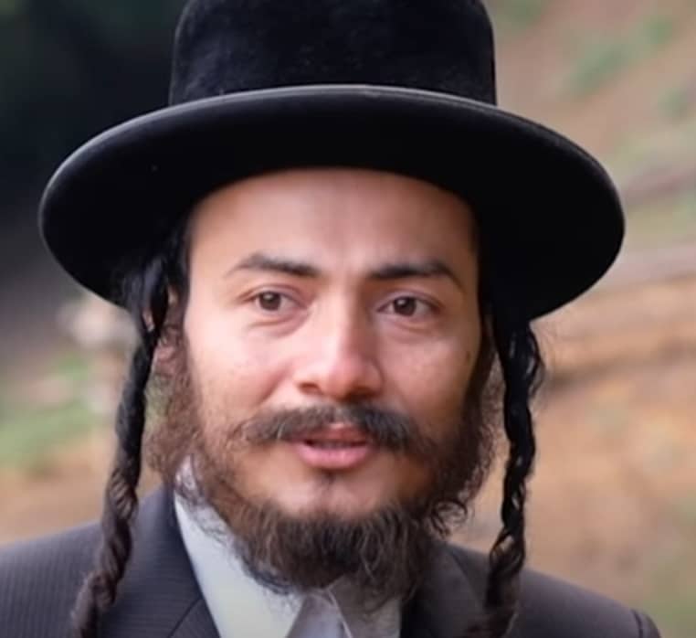 יוסף אהרון ארכיטקט בהכשרתו חבר לב טהור בלב ובנפש