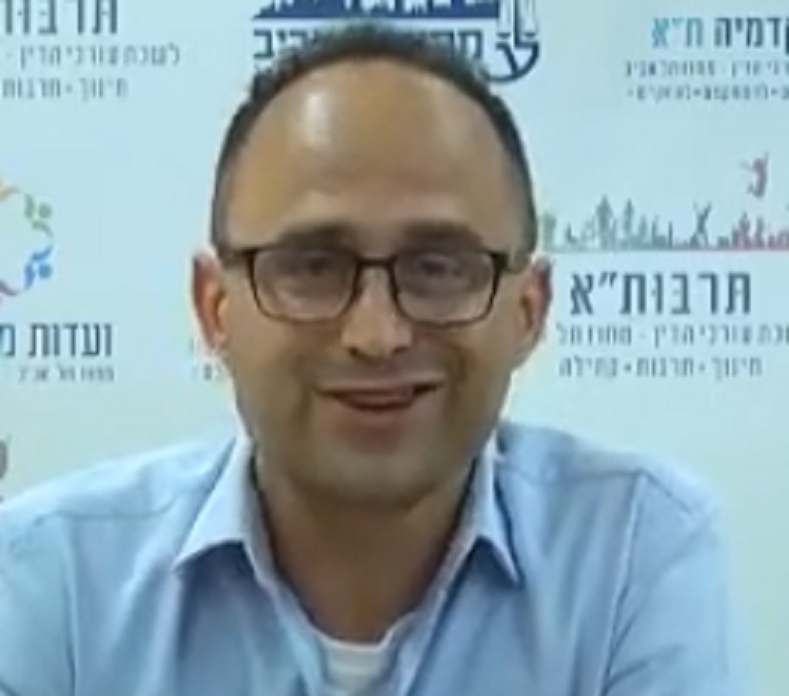 רוברט ליכט פטרן ליצן פמיניסטי מיקירי מרכז רקמן