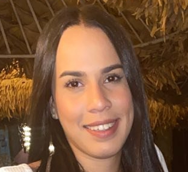 שירה בתאל נורמנד שוטרת שחם מתחנגלת מינית עם כל המפקדי משטרה
