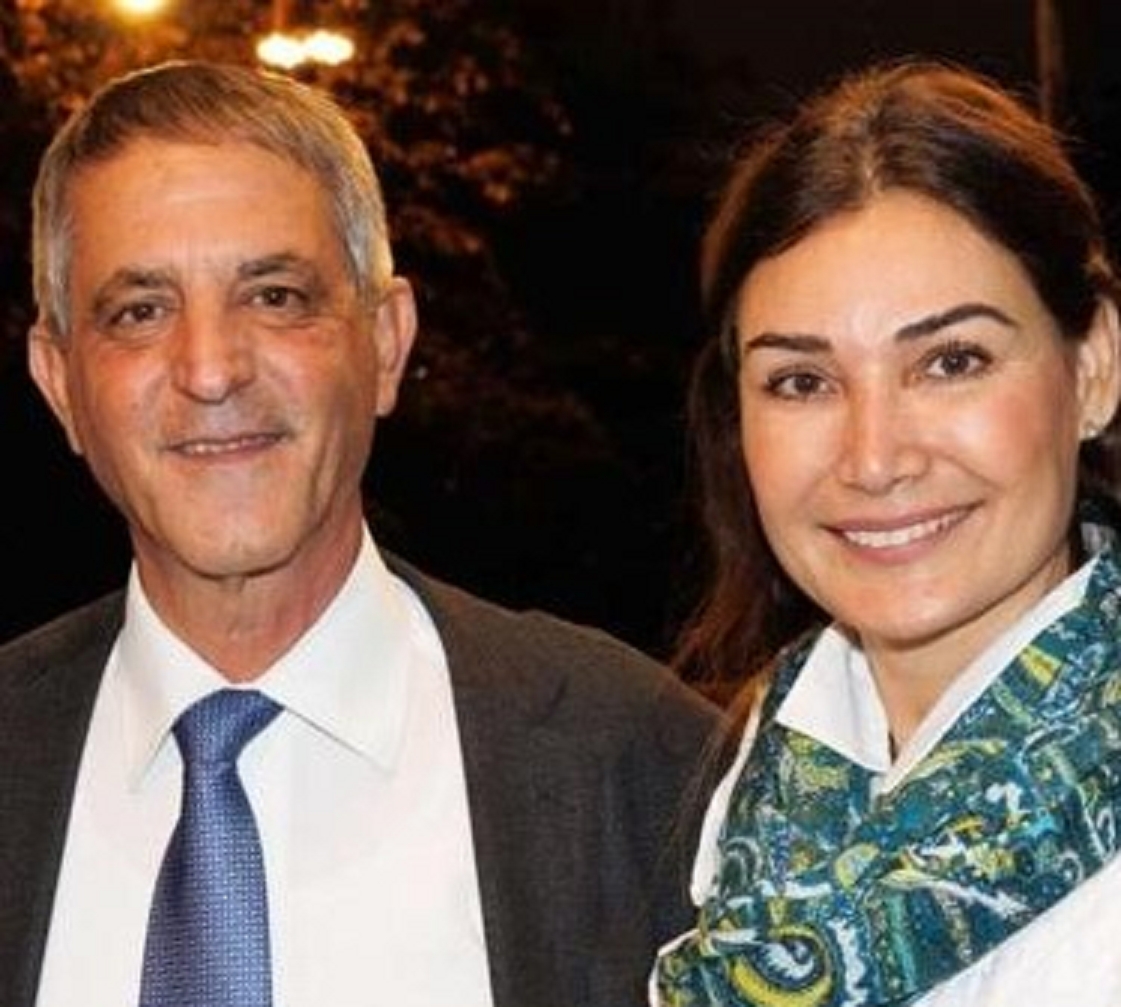 אבי חימי ורומי קנבל LOVE IS IN THE AIR