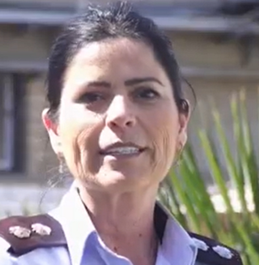 אורלי בן הרוש מי שפיקדה על נוה תרצה ומיררה ללסביות את החיים