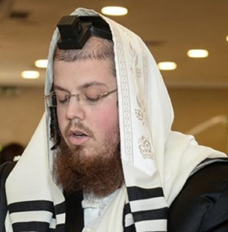 נוחי פרוש אחד מ 12 הילדים של מאיר פרוש הממונה על הכשרות