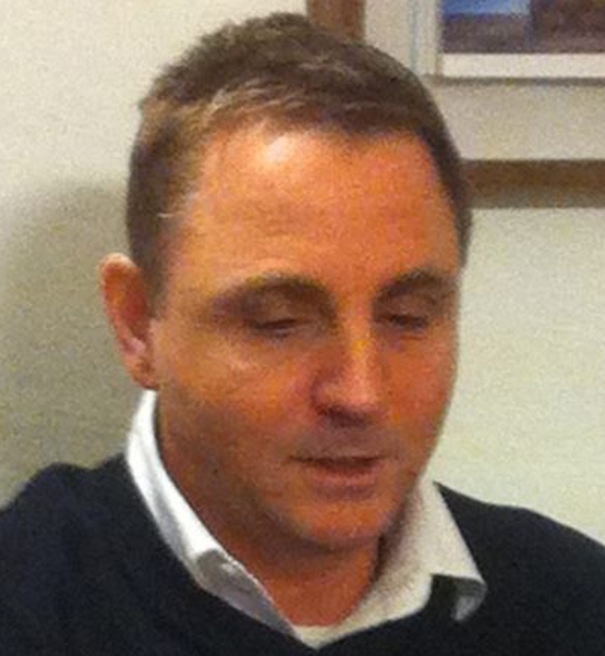 רמי חיימוביץ שופט המתבשם מניחוחות הווגינה הפלסטית של הקוקסינלית שני רופא