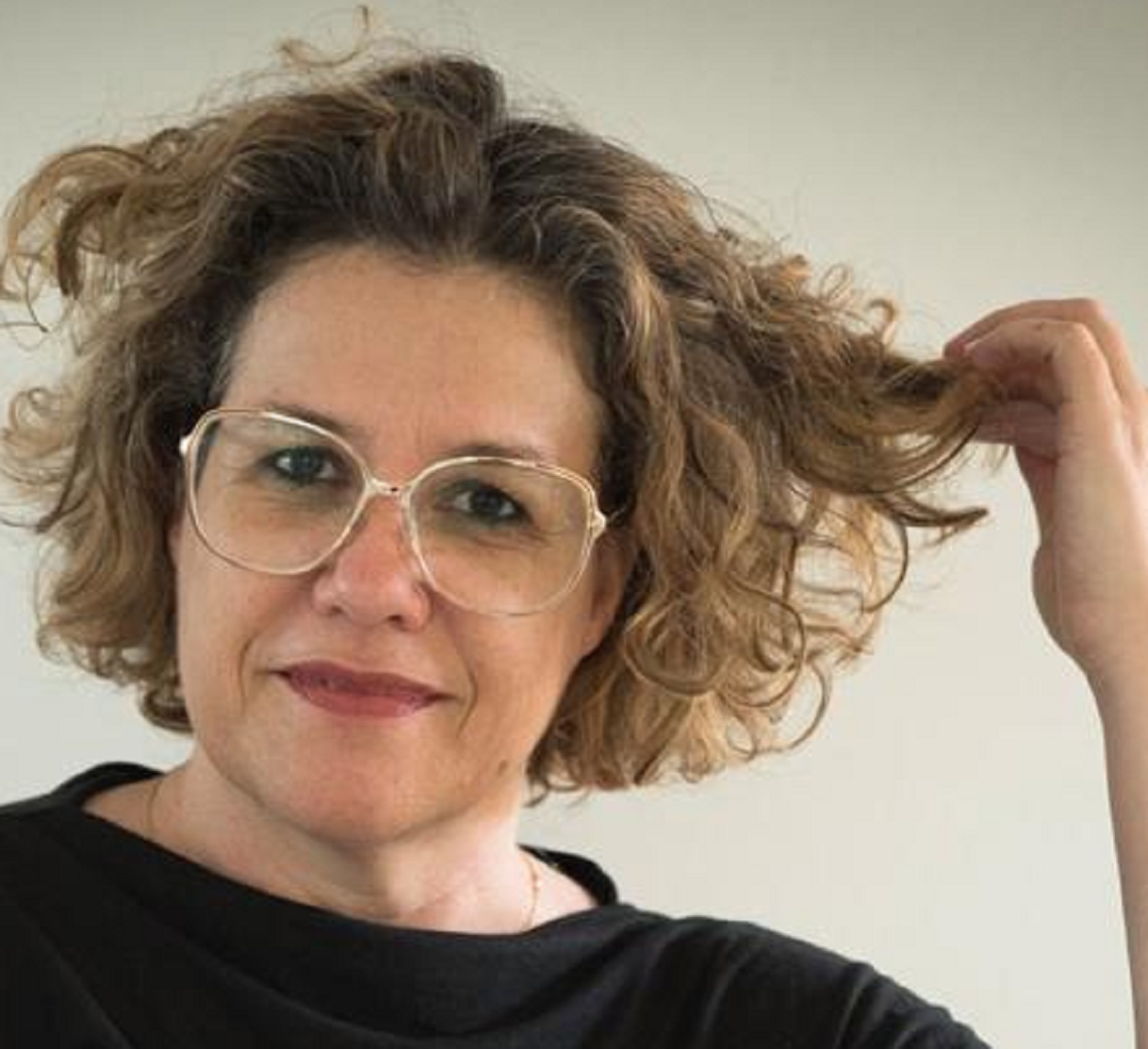 אביגיל פרנקל כל הגברים אנסים וסוטי מין ואין כזה דבר מתלוננת שווא