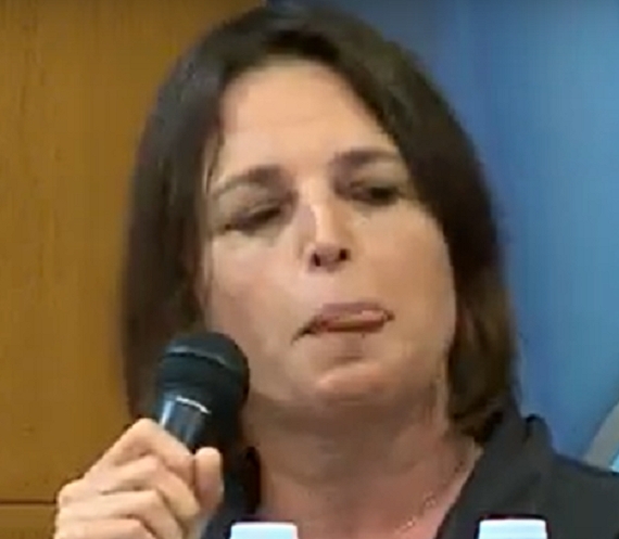 יעל הראל תפרה תיק סם אונס לבני ופניש בלי שום סם אונס