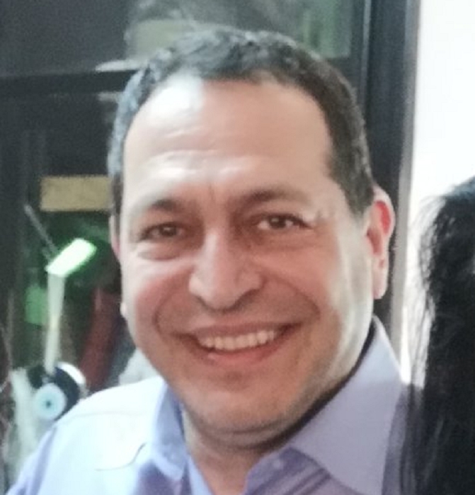 עומר נירהוד יועץ עצות אחיתופל לנשים וחוטף מאות אלפי שקלים הוצאות