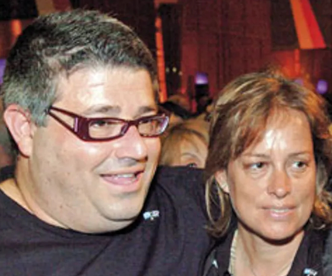 רני רהב עם אורלי דנקנר אשתו של נוחי דנקנר שהלך לכלא