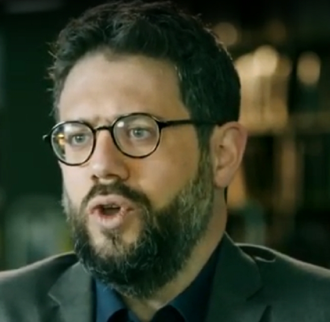 יואב מאזה ייצג הומו עורך דין שארתור שני עקץ אותו