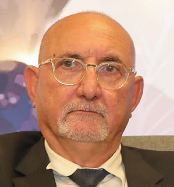 שאול שוחט קרע לרומי קנבל את הצורה על הונאת אבהות