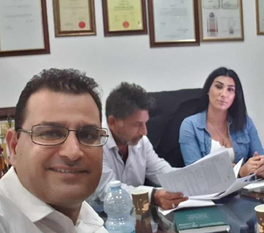 שלישיית ליצנים מהקליקה של רומי קנבל הילה יחזקאל שמעון חסקי ודוד טובול