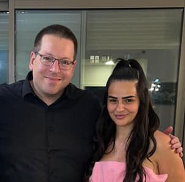 אייל בסרגליק להיט בקרב בנות המין היפה