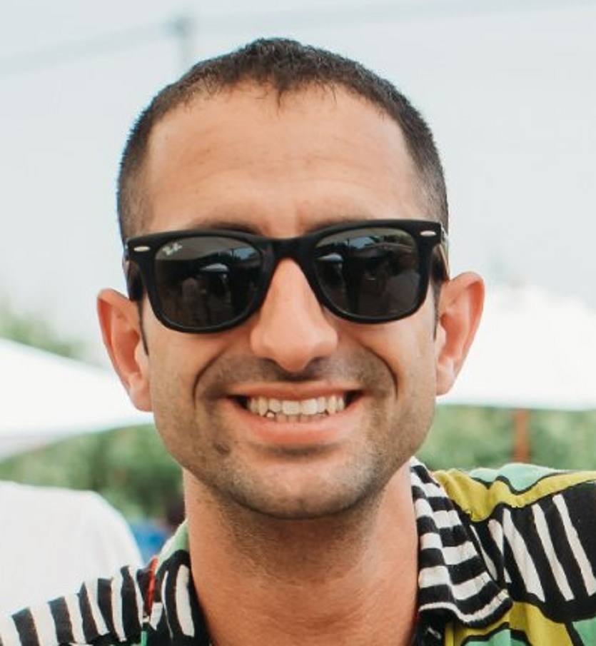 עידן מיארה הבן של גלי בהרב מיארה ב 2022