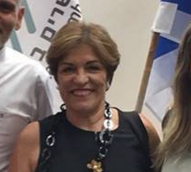 רות לבהר שרון התלוננה נגד לורי שם טוב שכתבה שהווגינה שלה רעילה