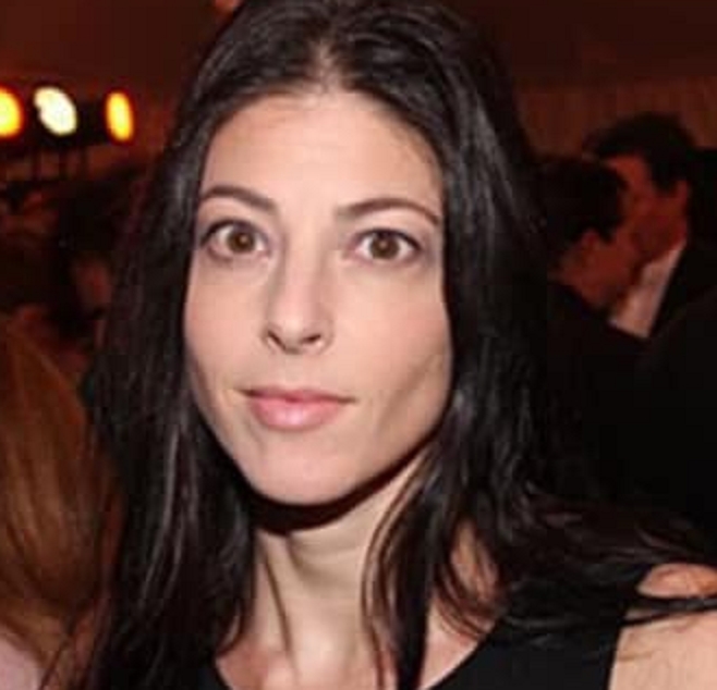 מרב מיכאלי כשהיתה טלנט עם כוס צעיר ולא רענן