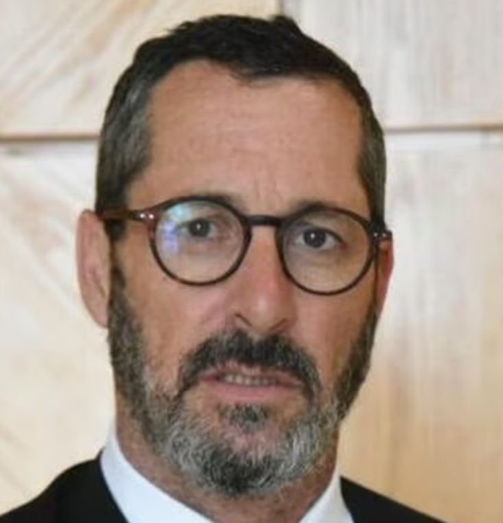 יובל זמר עובד בשיתוף פעולה עם תמי אולמן ומגיש ראיות מזוייפות