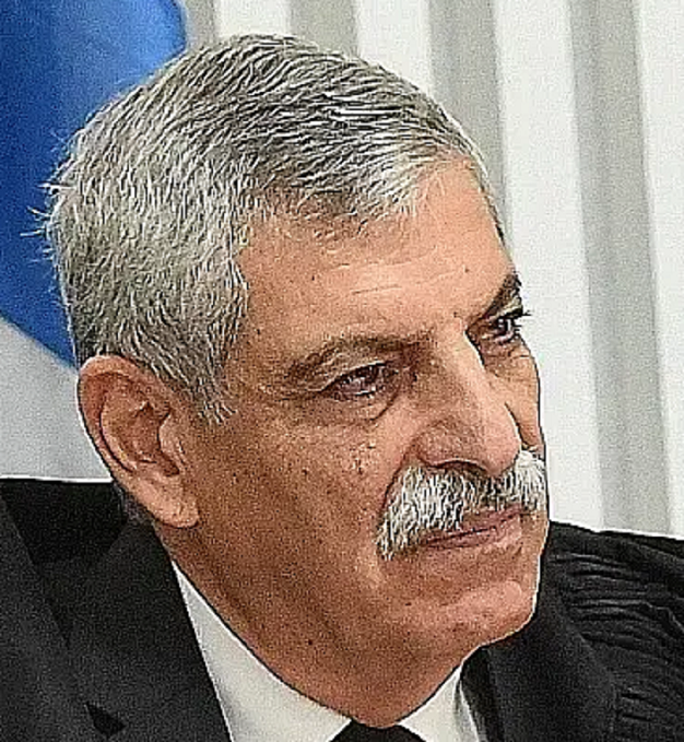 אורי שהם טינופת עירקקית שמטייח את כל התלונות על חבריו מהעליון