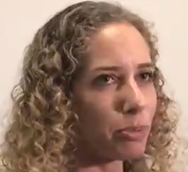 שירי רום פרקליטת סייבר חרמנית אש חוקרת ריגוש מיני וירטואלי