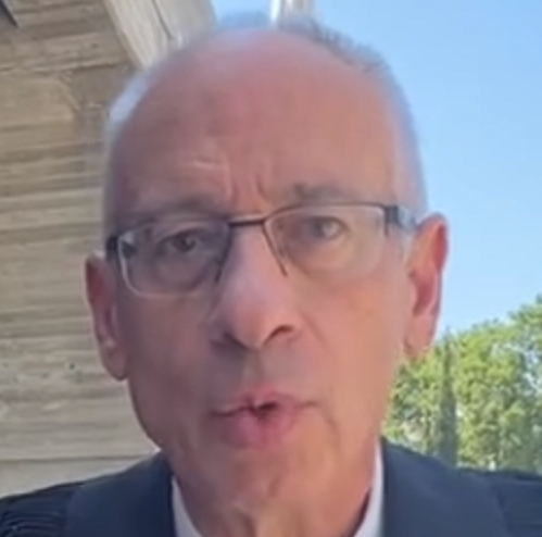 נבות תל צור לקקן תחת של הפרקליטות מוכר את הלקוחות שלו