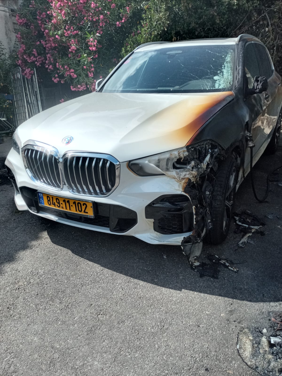 מי שרף לענבל הראל את הרכבים?