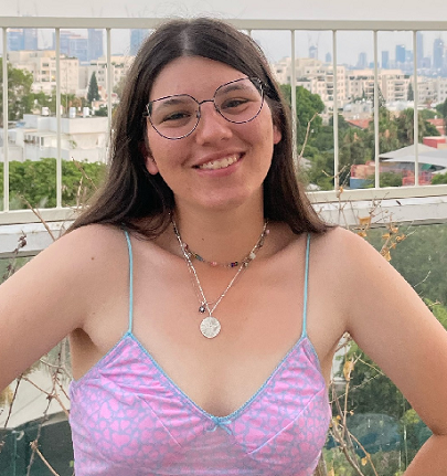 תום קינלדר הבת של הפרקליטה המדליפה אורנה פורגש
