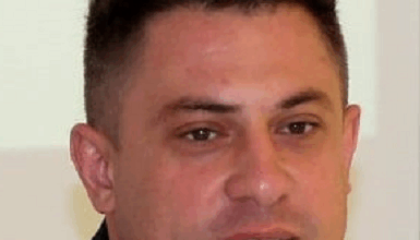 דימיטרי שטוחין דים אמור קרייירה בהכפשות לכל המרבה במחיר