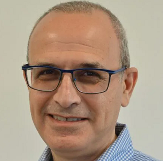 ניר בן משה הנוכל שהציל את אהוד אולמרט מאישומי פגיעה בביטחון המדינה