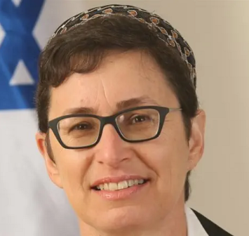 מוריה צ'רקה היתה פרקליטה אלימה כיום שופטת