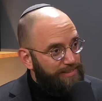 דוד פטר עשה מיצחק עמית קרקס